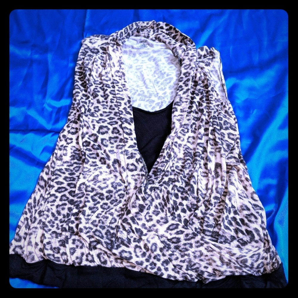 Sleeveless tank top